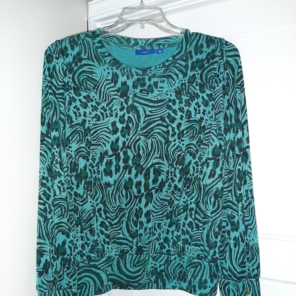 Patterned Green Sweater - Picture 6 of 6